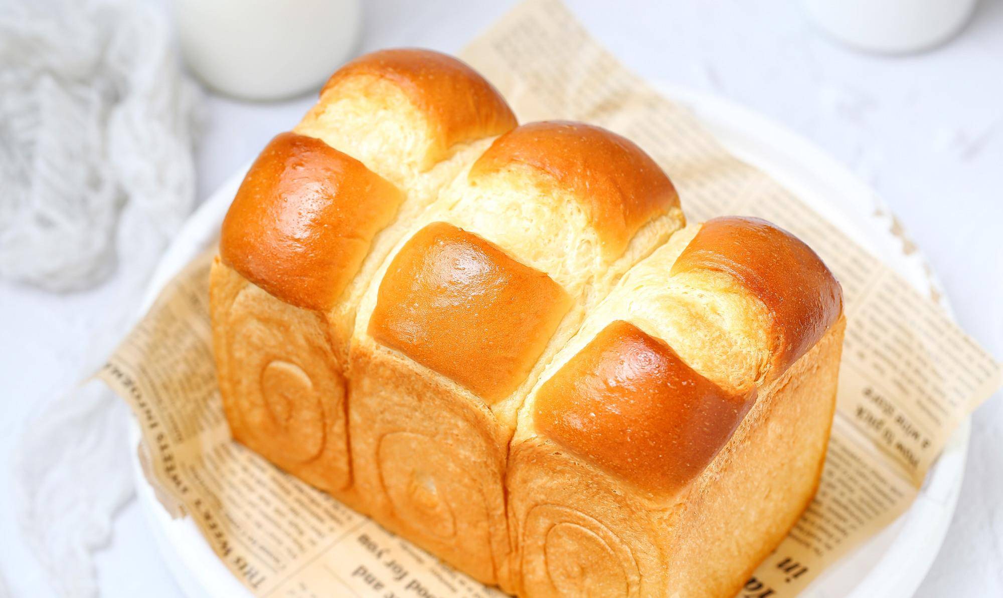 吐司面包的经典做法无需加蛋组织细腻柔软奶香浓郁值得等待