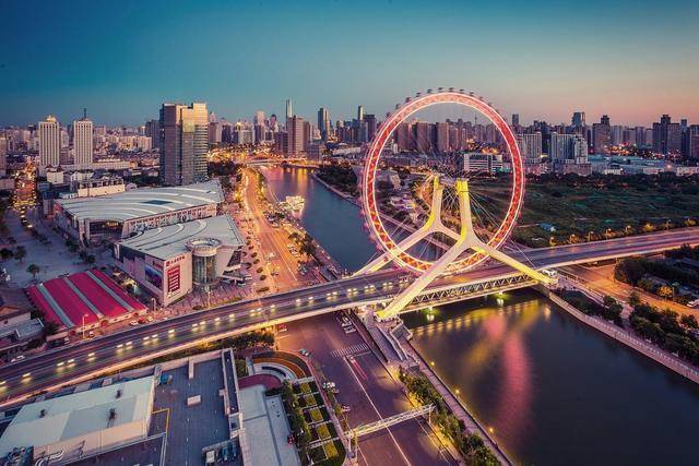 中国适合养老的五座新一线城市，风景秀丽美食众多生活惬意，你最中意哪里？