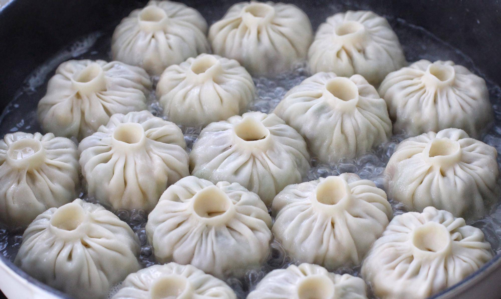 北方人就喜欢这面食,用饺子皮就能做,晶莹剔透又鲜美,早餐必备_包子