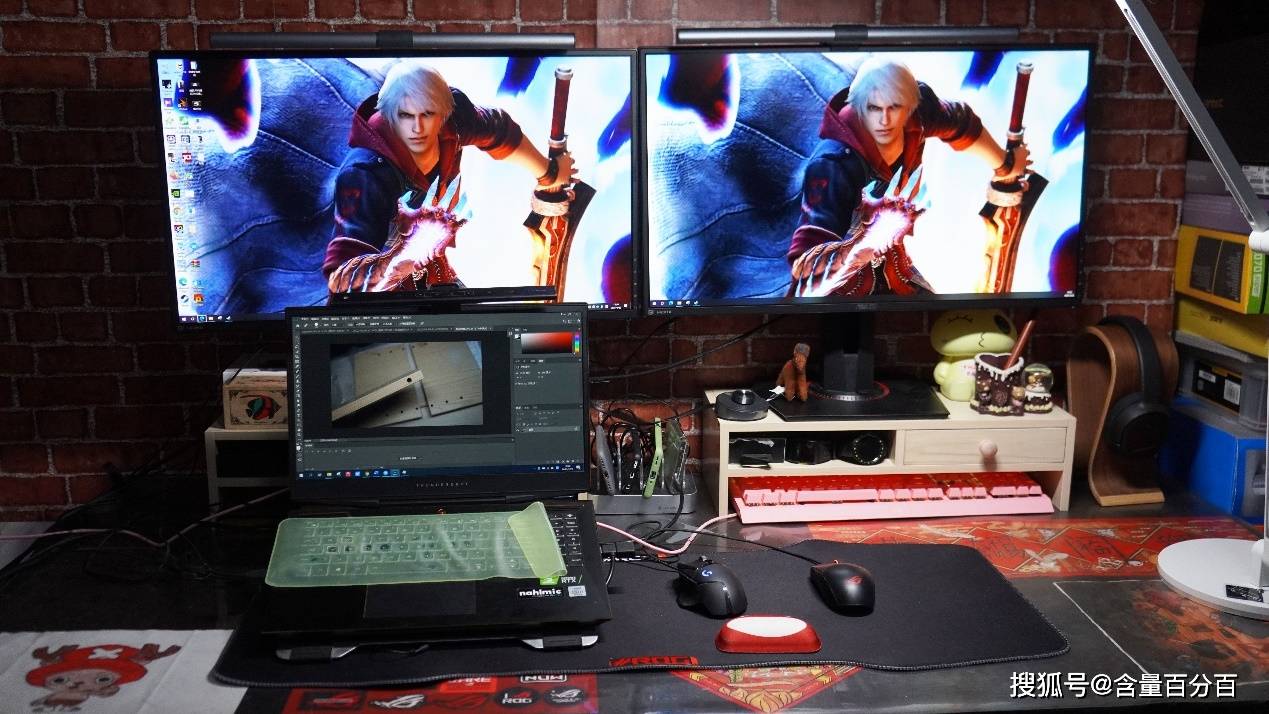 原创桌面改变计划,跟风购买两个显示器增高架