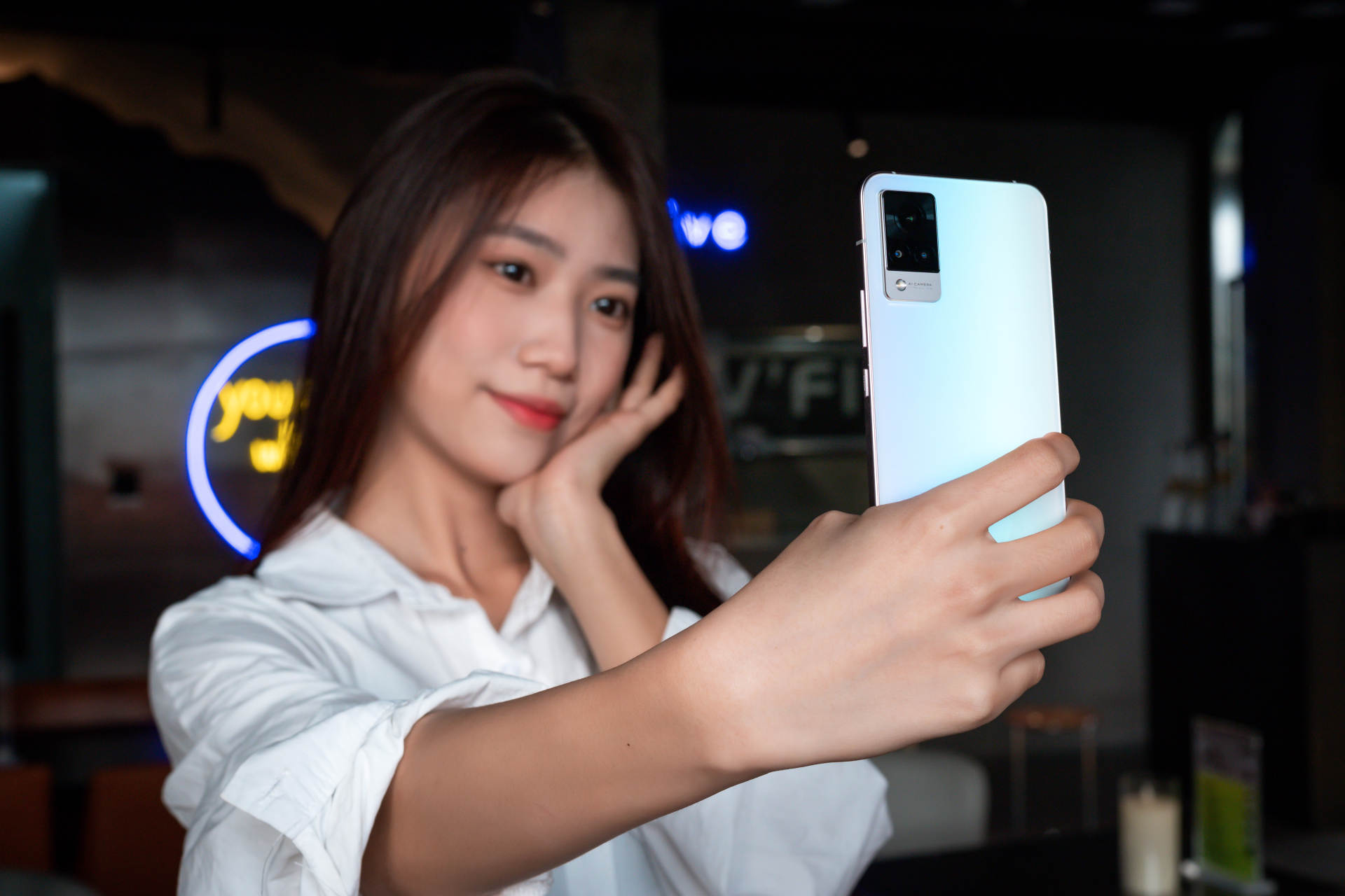 自拍效果出众vivos9高颜值美图来袭