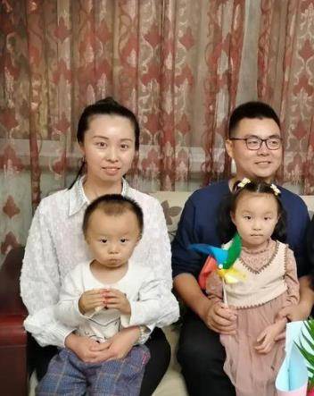 原创郭威带家人回九江祭祖归宗虽然迟到了29年意义却不同寻常