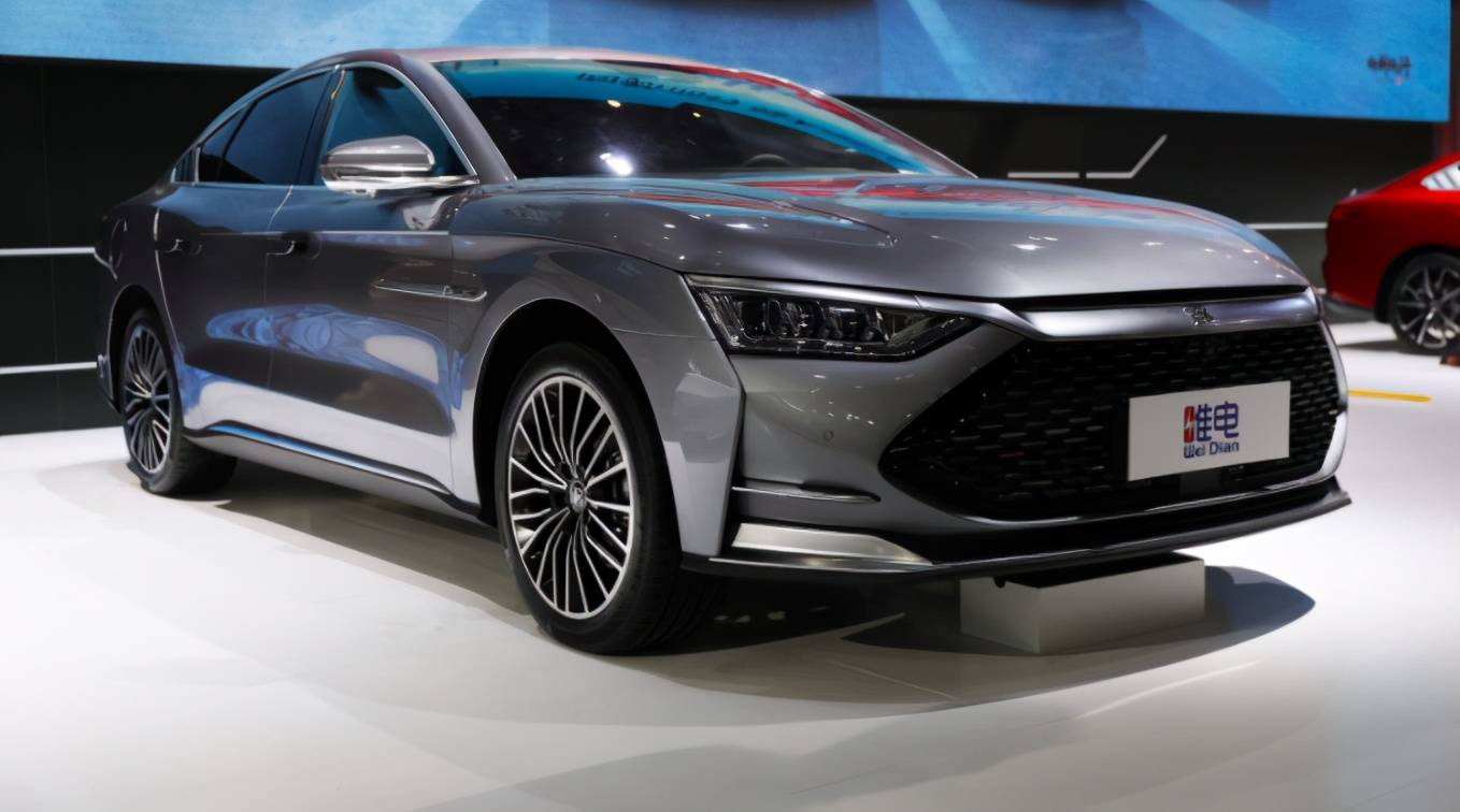 油电混动车每公里成本仅需两毛钱真的划算吗