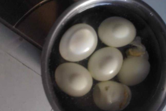 熟蒜和生蒜哪个好吃 d307bb92f4b84516ae0d2b6d8c275af2.jpeg