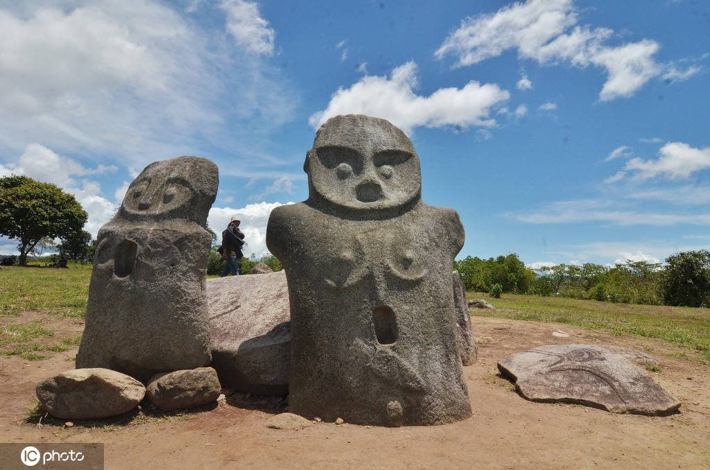 印尼中苏拉威西省巨石遗址 存在已近万年