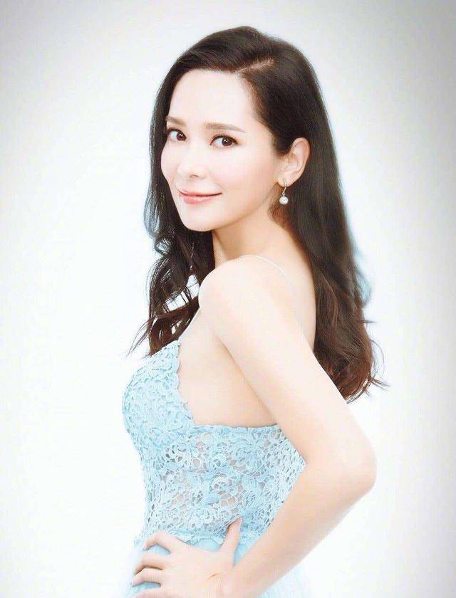 颜值演技并存的女神 97c15fdcb7b34d1c8b1223e0bb62cfbf.jpeg