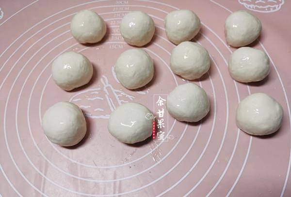 怎么和面筋道而且不缩 59e02af418df45dda43fef50f8c67c09.jpeg