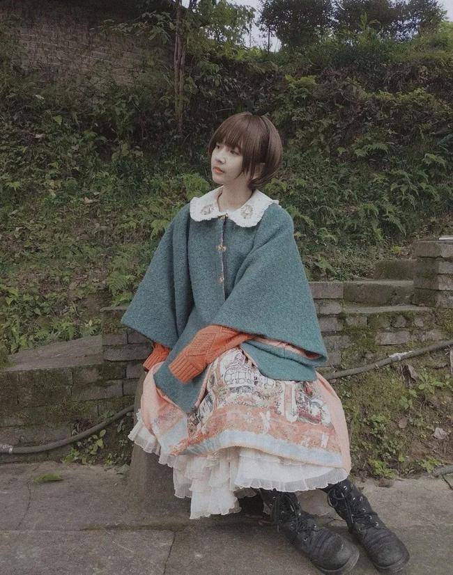 这位神秘漫画家,顶着少女脸竟然已经40了!_夏达