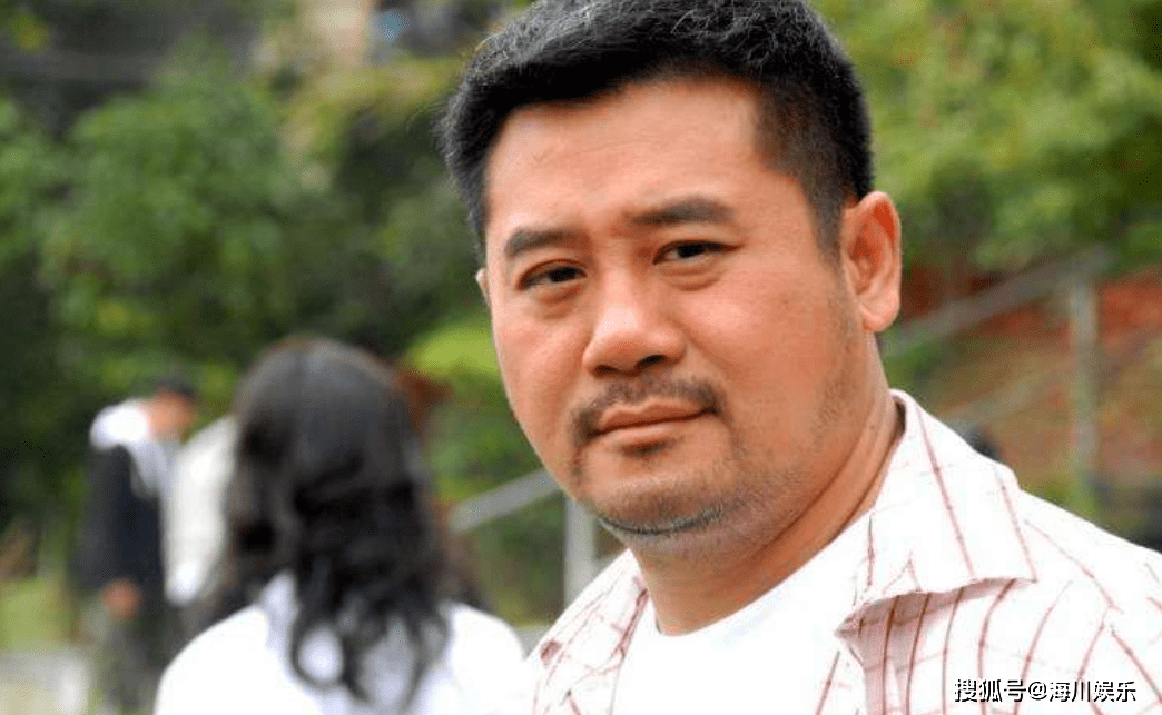 欧阳震华到场支持,袁咏仪一星期光顾2次!_邵仲衡