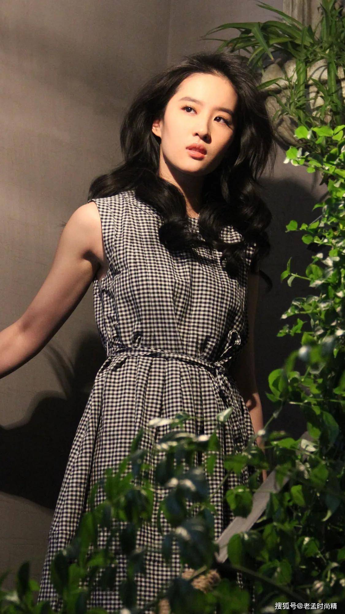 你是人间的风花雪月,你的可爱治愈一切不可爱_刘亦菲