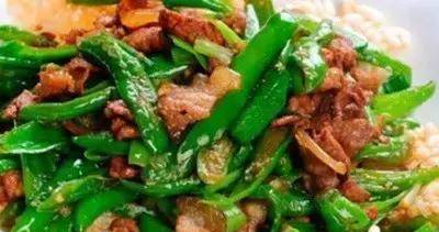 酱辣椒炒肉简单做法 9d9737aa5dbb4a10a72dcd3f7e8ae842.jpeg