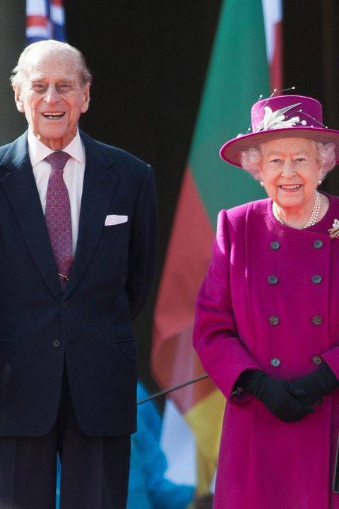 菲利普亲王离世享耆寿99岁!英国皇室大家长「从王子变身王夫」的45个历史身影_女王