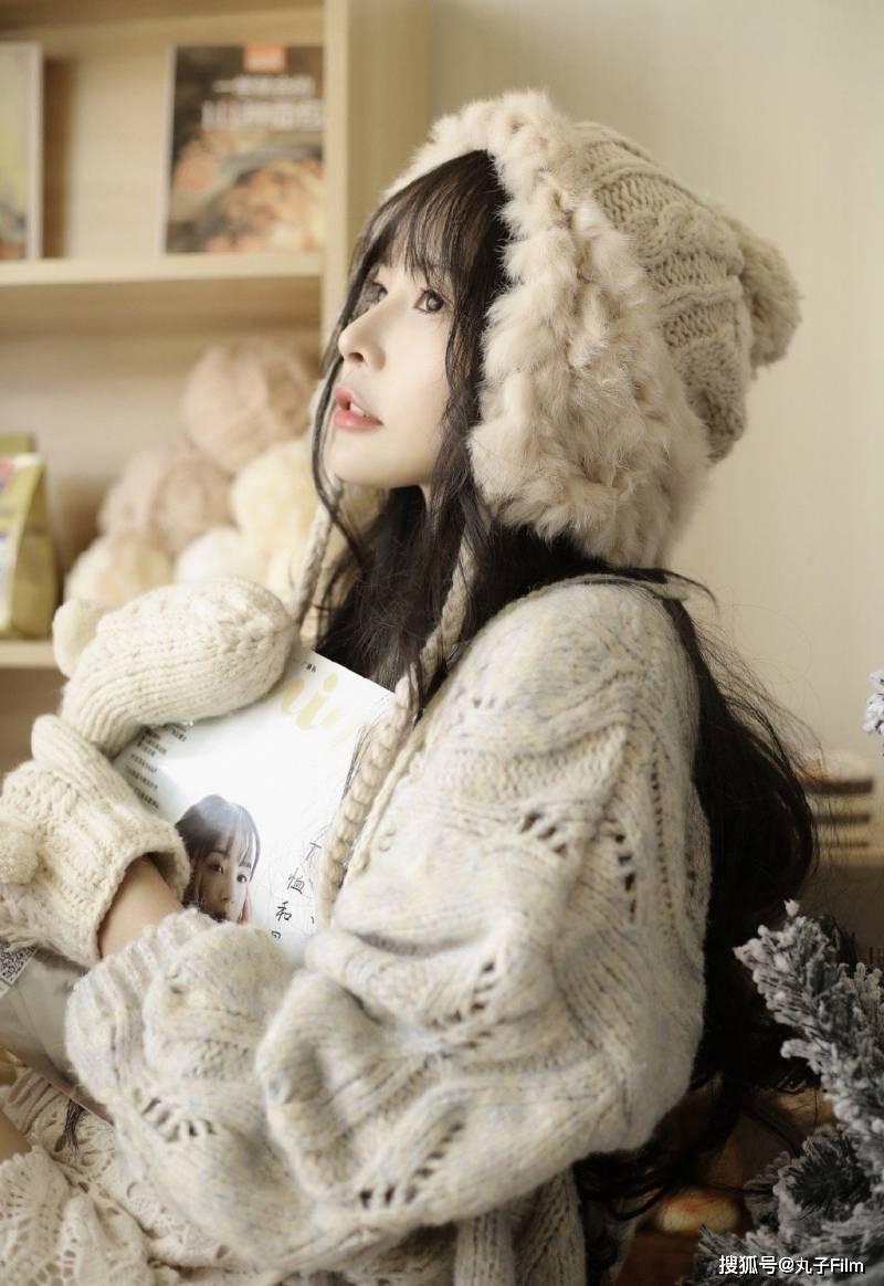 性感美女时尚写真长发少女大长腿皮肤白皙俏皮可爱清纯甜美迷人