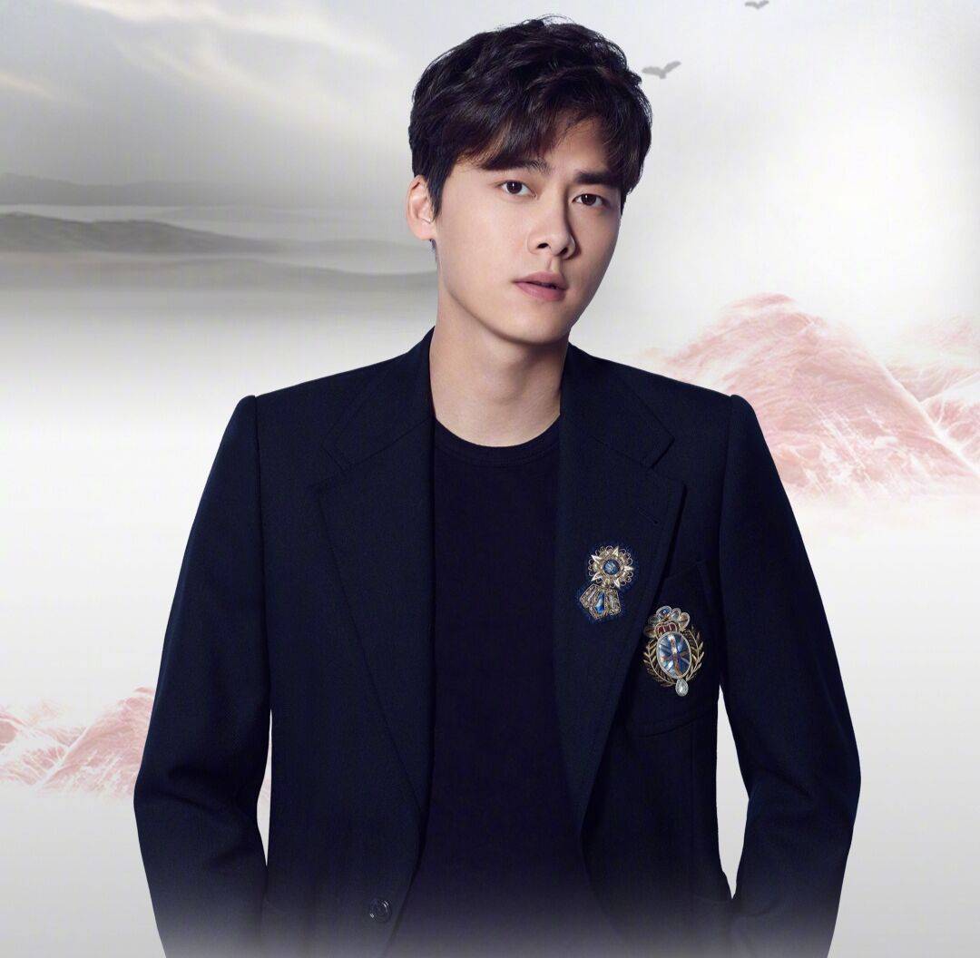 阳光暖男李易峰写真合集:优雅男神,英俊帅气!