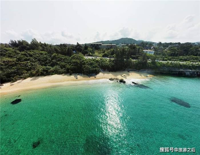 日本纯净的离岛，奇幻多彩的恩纳村，世界闻名的潜水圣地