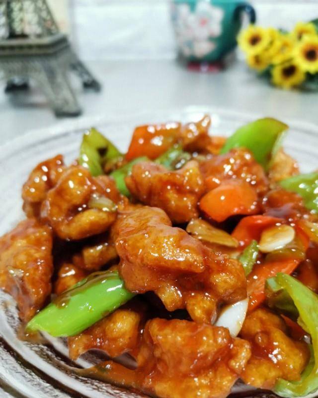 回锅肉怎么做才能酥脆 fa249185f0df4a3f95d3ac618574f422.jpeg