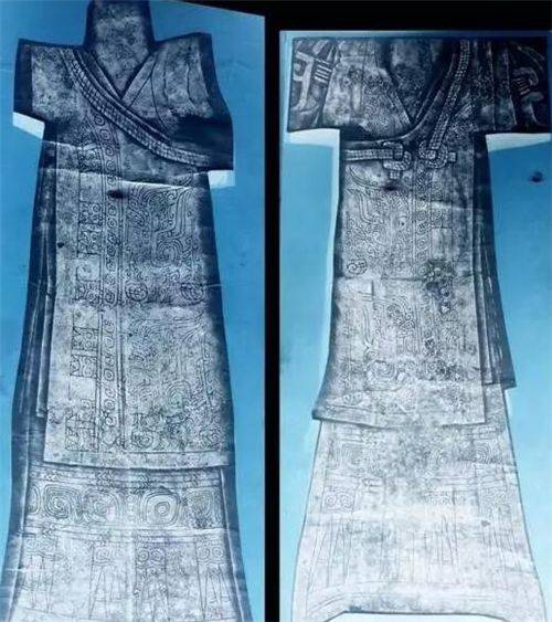 三星堆遗址挖出的青铜女人像揭示古蜀国女子穿什么衣服的秘密