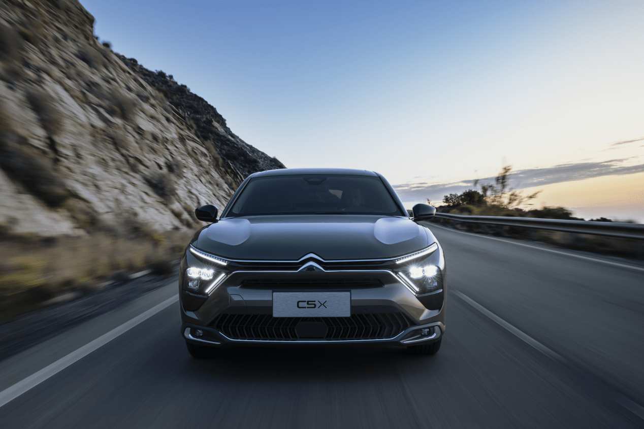 雪铁龙凡尔赛c5x是什么档次的车 41b0f833233f4ff6b862390c35623d60.png