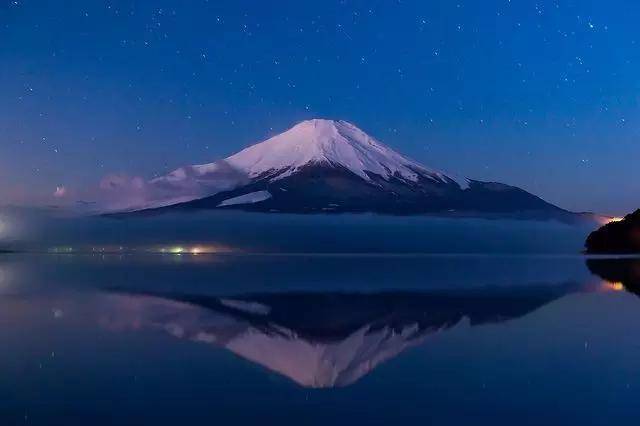 日本山梨除了富士山，居然还有这么绝美的地方...