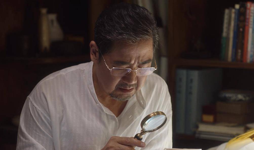 小舍得:重组家庭内两个女儿的差异,70岁退休老副院