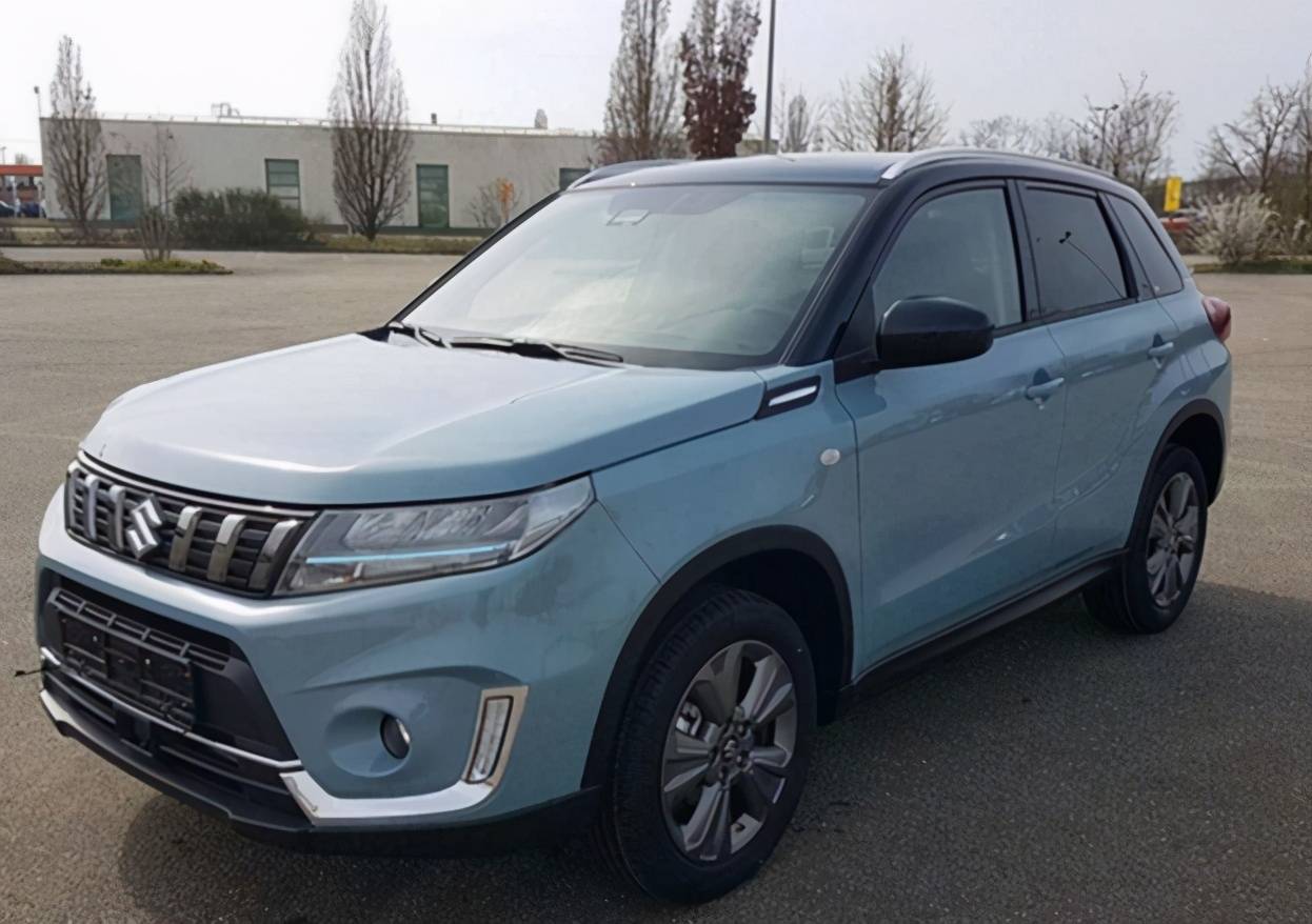 铃木10万级suv来袭14t引擎cvt新款维特拉比缤智帅气