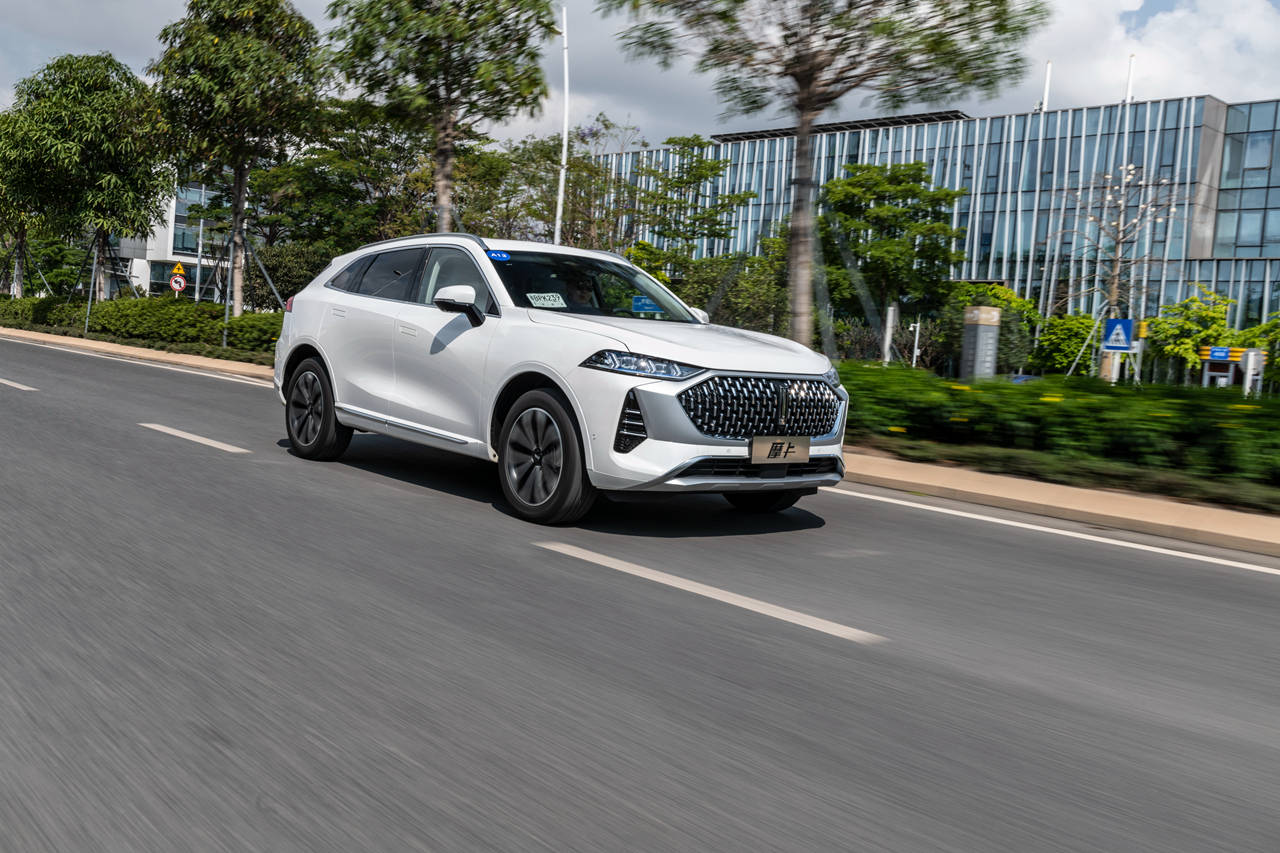 试驾wey摩卡 用智能化配置捍卫燃油车的尊严