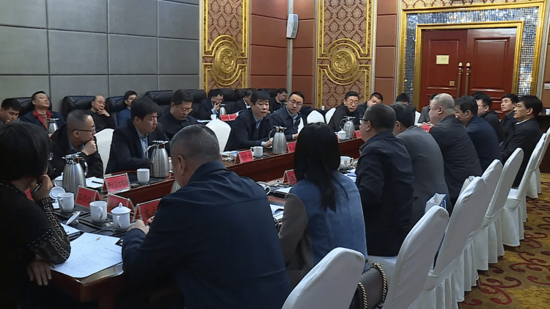 副市长李永胜陪同.孝义
