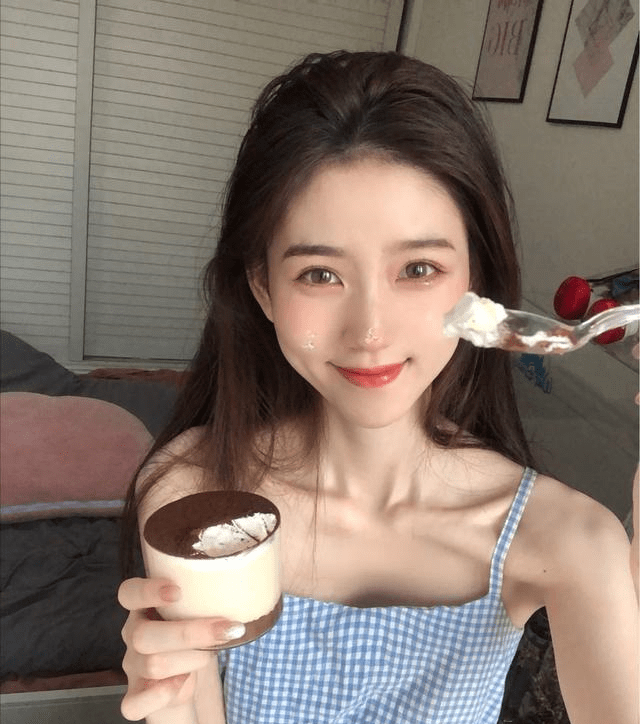 女生脸上有这几个特点,是真正的"绿茶脸",对异性很有吸引力_鼻子