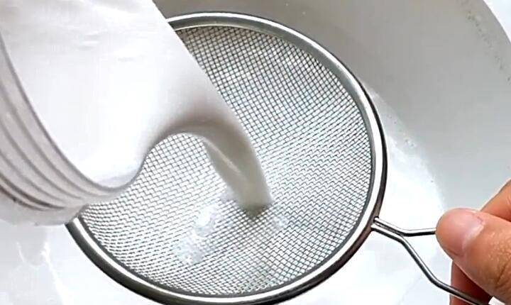 普通锅蒸米饭正确做法 5060e568112a429db74a3092bb916e6f.jpeg