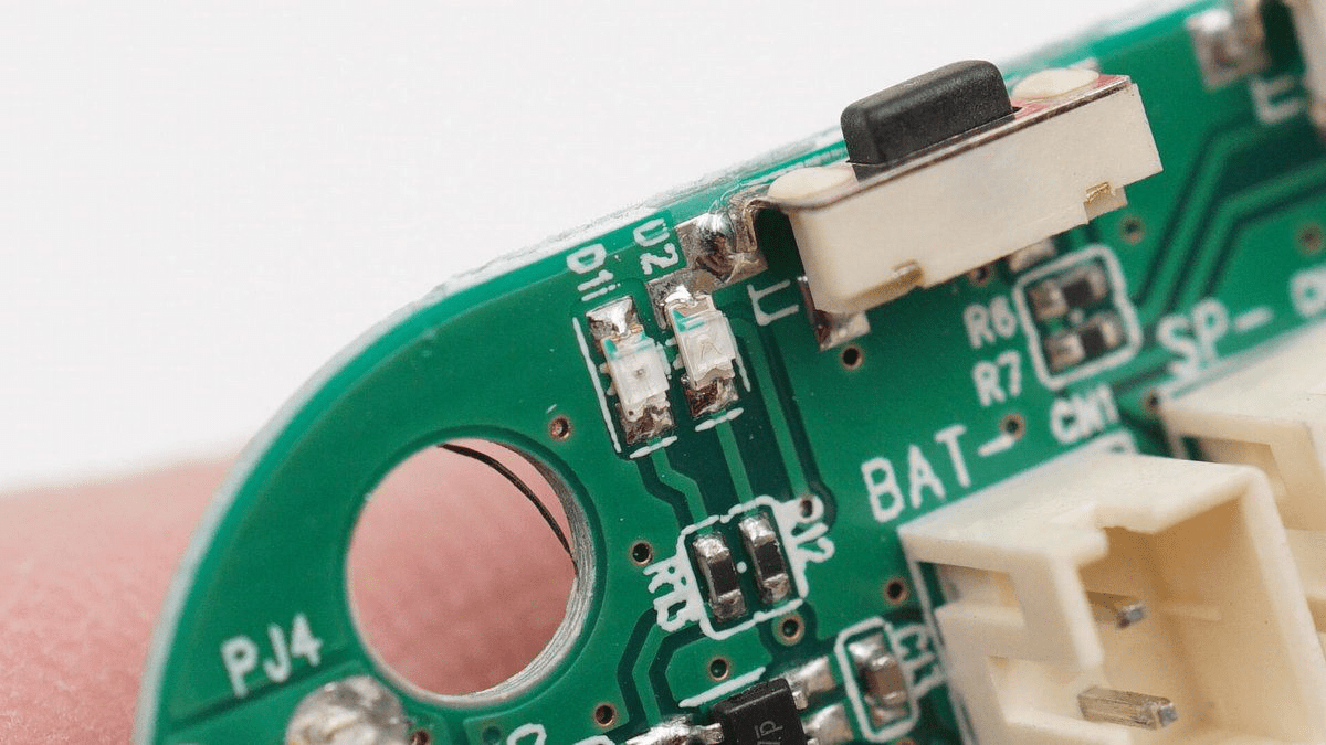 拆解报告aidu爱度t1复古蓝牙音箱