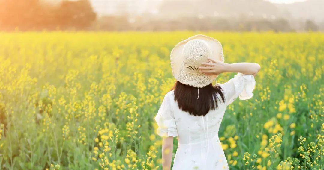 各个年龄段的女人对待爱情的态度 eb89bb428b7c4e639b04feddb95a2197.jpeg