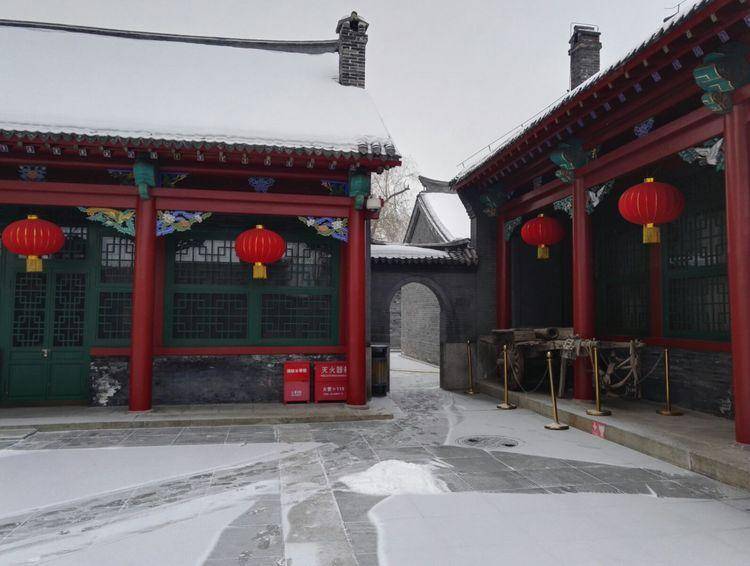 吉林一"巨富豪宅",主人曾靠买房发家,捐巨款修建吉林大桥_大院