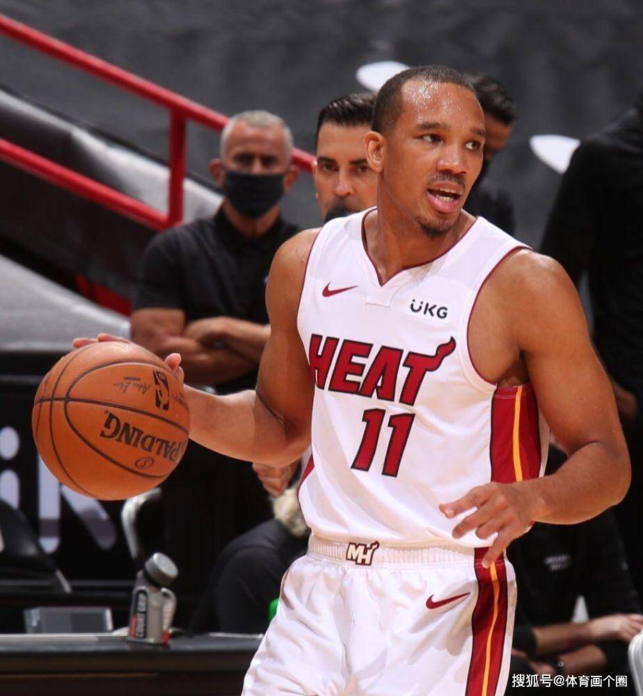 卧底湖人,卧底热火,卧底火箭,你还是申请退役吧_布拉德利