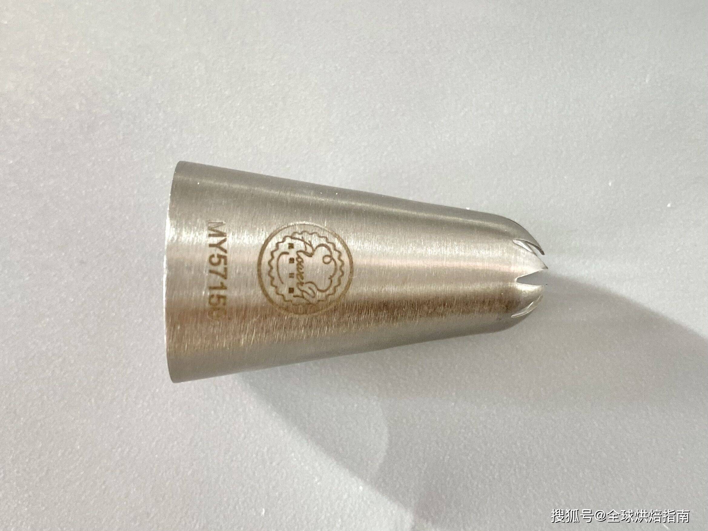 72張動圖教會你升級版裱花手法（二） 熱愛美食 第67张