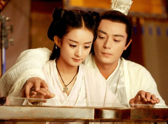 《花千骨》成就了赵丽颖，却毁掉了一个人，她被逼退出娱乐圈