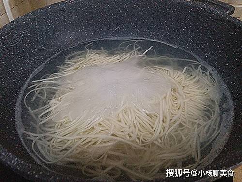 头伏吃饺子的寓意和祝福语_头伏饺子谚语_头伏饺子二伏面的说说