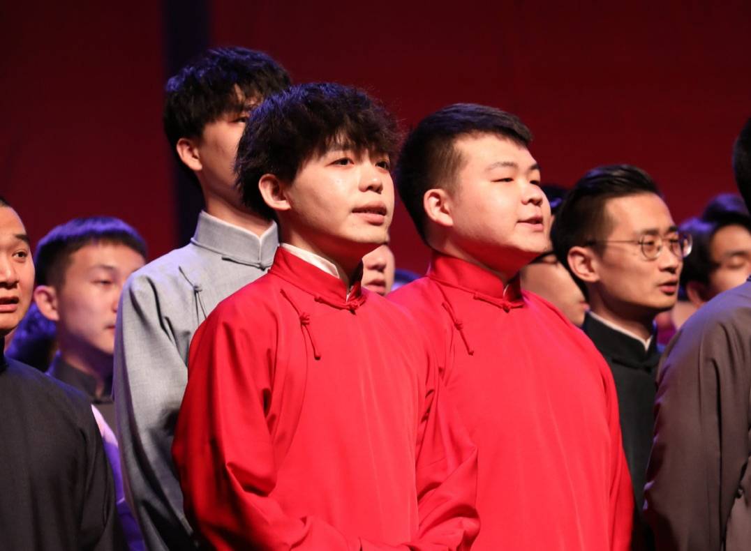 原创天津德云社五一迎客,目前仍在赶工期,粉丝质疑"不散散味吗"