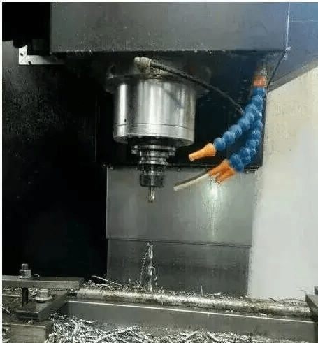 撞机的最高境界cnc加工那些最让人崩溃的瞬间引以为戒