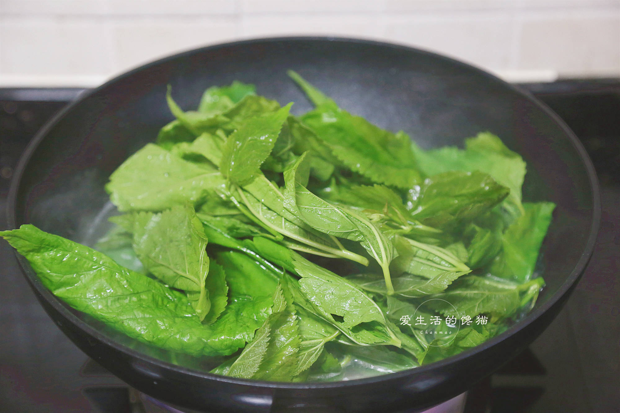 原创
遇到这菜别手软,买回煮锅汤,清热降火,润肺燥,老人孩子都需要