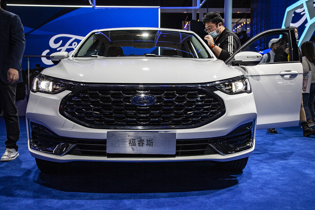执着于三缸福特全新福睿斯登陆上海车展