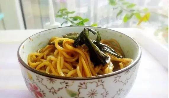煮面条怎么放蚝油 8f3b9910f37e4beb88e5a79c6524fadb.jpeg