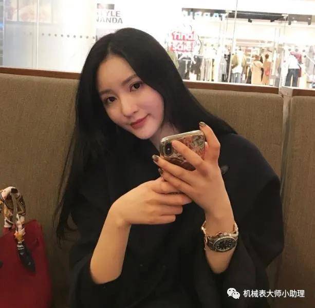 手表品牌最受欢迎的绿色盘面？是创新还是割韭菜？