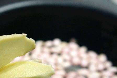 板蓝根的功效与作用小孩可以喝吗 26865b03ef394d5cacc913fefc2092f1.jpeg