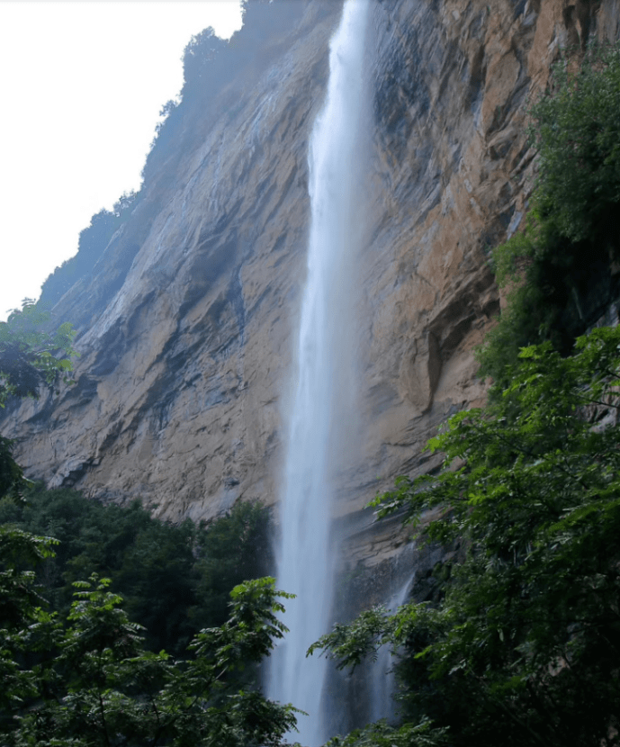 五一假期阜平天生桥寻古风叹今韵,终有万种风情更待与君说_瀑布群
