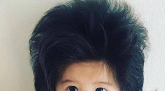 孩子头发为什么会竖着长?原来这才是原因,家长要知道_宝宝