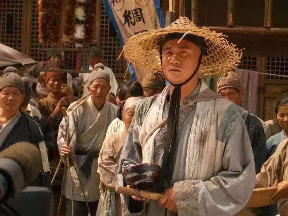 朱元璋生在三国时代,能搞定曹操刘备孙权,成就大一统吗_流民