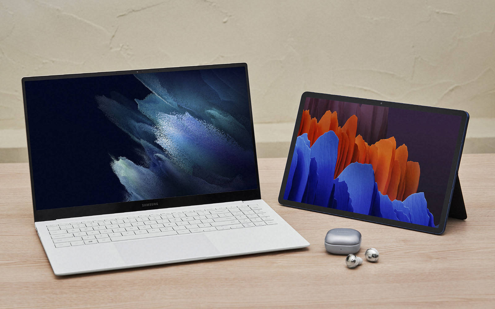 Book|Samsung Galaxy Book Pro 新系列，画面可切换到平板