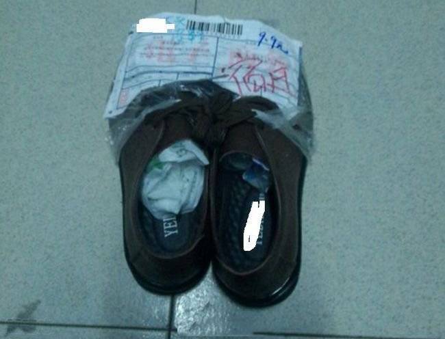 原创
每日一笑:这样拍照,能分得清谁是谁吗?