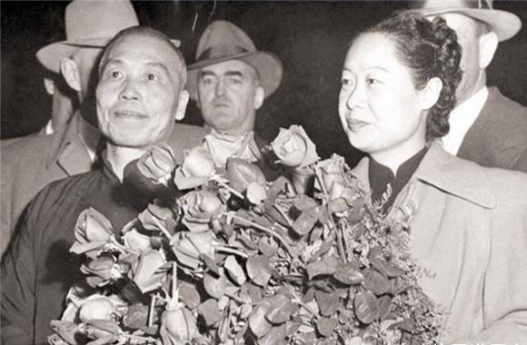 李幼邻被父亲寄予厚望 却一生独爱生母 母亲百岁生日宴痛哭 李宗仁