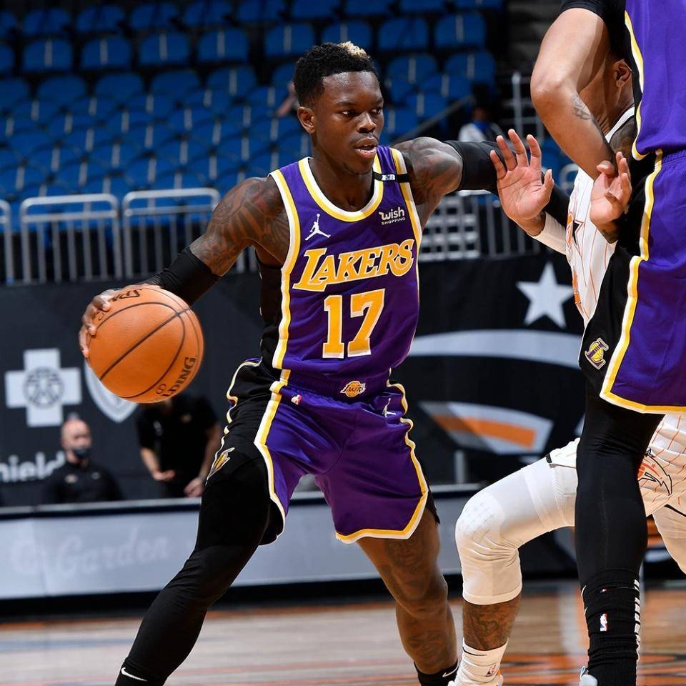 施罗德:我本赛季的表现值得顶薪!_湖人队